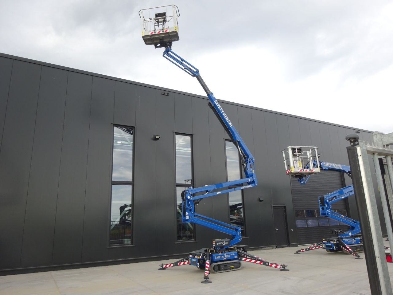 Teleskoparbeitsbühne des Typs Hinowa LightLift 17.75 Performance IIIS, Gebrauchtmaschine in Nieuw-Vennep (Bild 7)