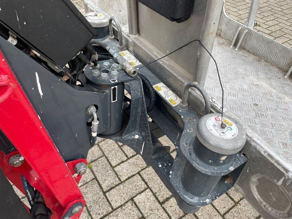 Teleskoparbeitsbühne del tipo Hinowa Lightlift 20.10 IIIS, Gebrauchtmaschine In WIJCHEN (Immagine 11)