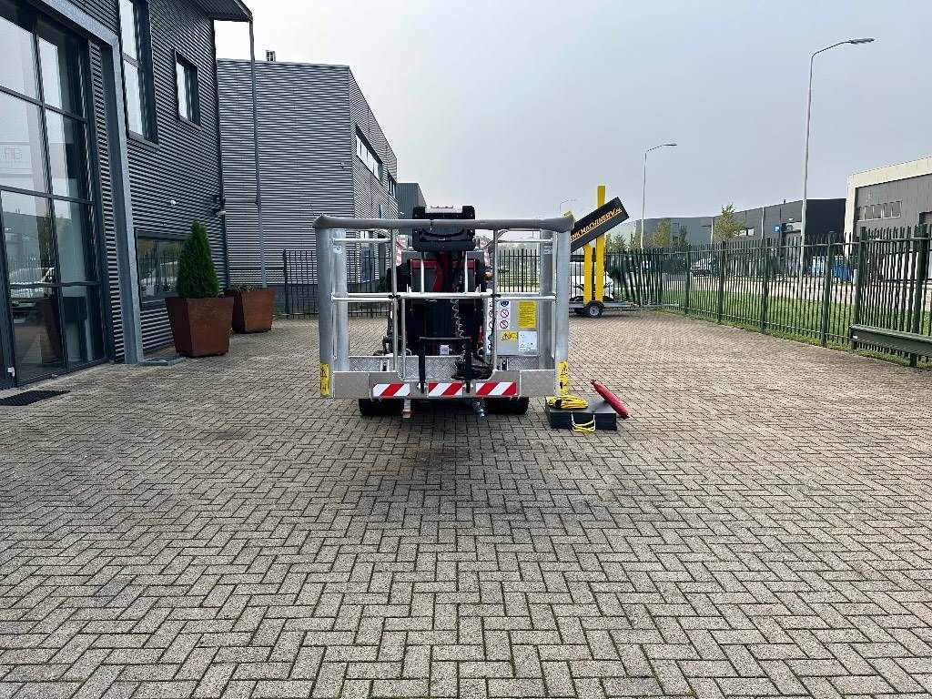 Teleskoparbeitsbühne del tipo Hinowa Lightlift 33.17, Neumaschine In WIJCHEN (Immagine 8)