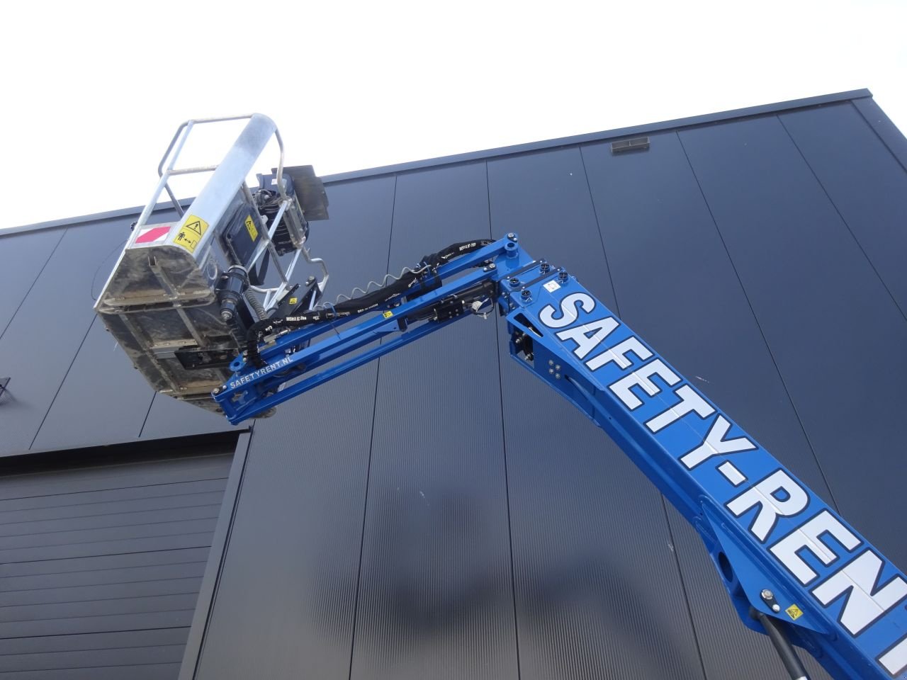 Teleskoparbeitsbühne van het type Hinowa TeleCrawler 13N, Gebrauchtmaschine in Nieuw-Vennep (Foto 8)