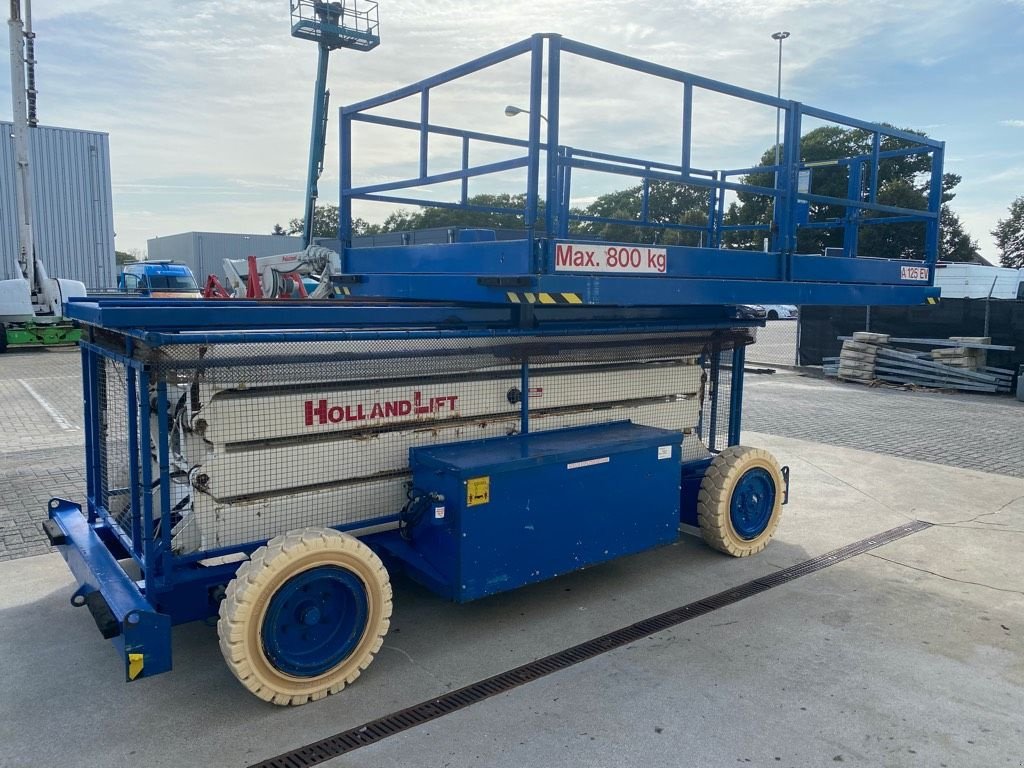 Teleskoparbeitsbühne van het type Holland Lift A 125 EV, Twinstar, Schaar hoogwerker, 14,5 meter, Gebrauchtmaschine in Heijen (Foto 10)