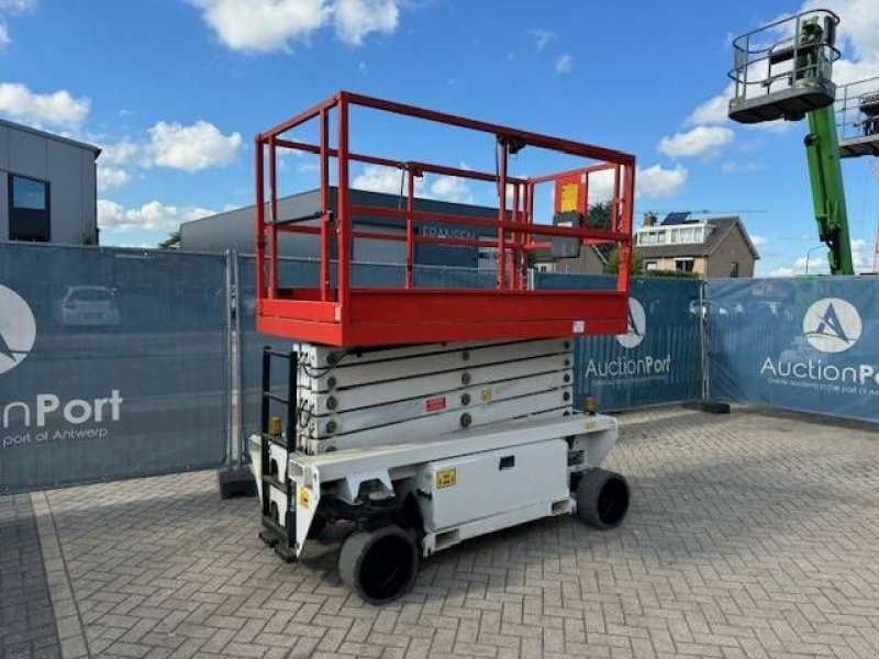 Teleskoparbeitsbühne des Typs Holland Lift HL-11812, Gebrauchtmaschine in Antwerpen (Bild 2)