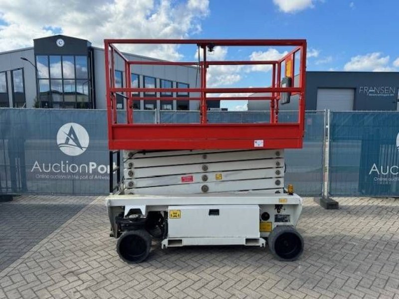 Teleskoparbeitsbühne van het type Holland Lift HL-11812, Gebrauchtmaschine in Antwerpen (Foto 4)