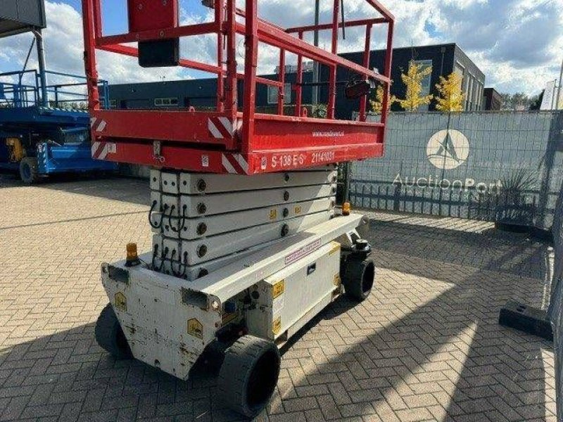 Teleskoparbeitsbühne van het type Holland Lift HL-11812, Gebrauchtmaschine in Antwerpen (Foto 7)