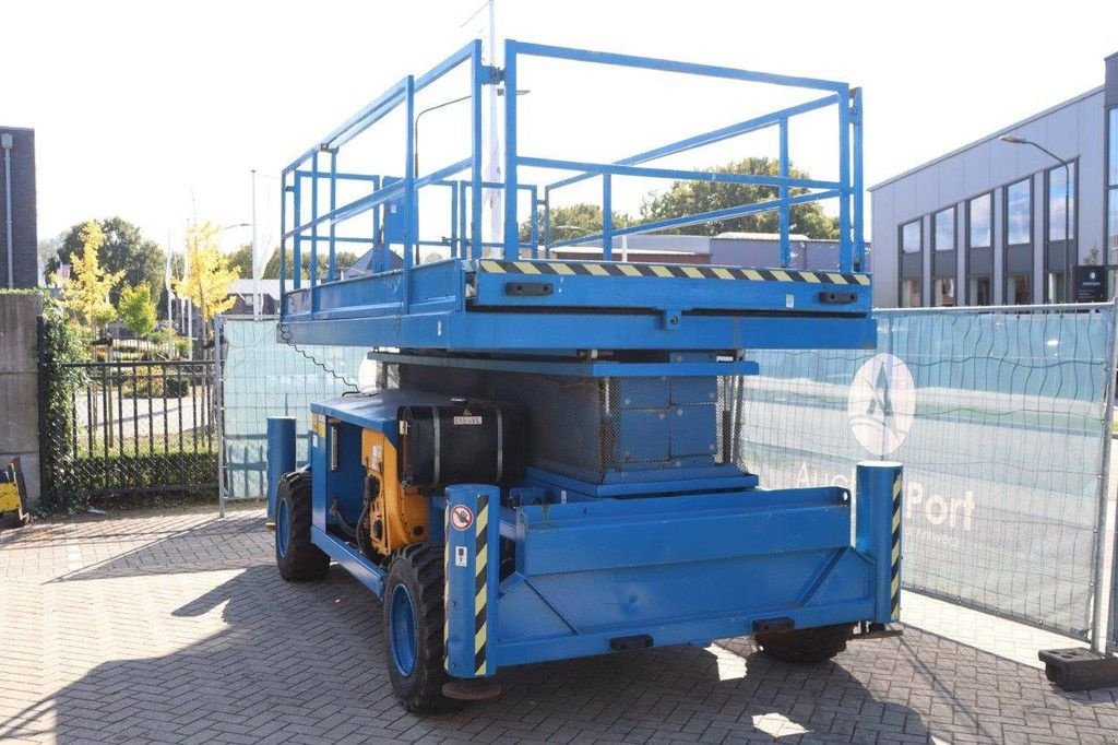 Teleskoparbeitsbühne del tipo Holland Lift HL Monostar Q-135DL24, Gebrauchtmaschine en Antwerpen (Imagen 4)