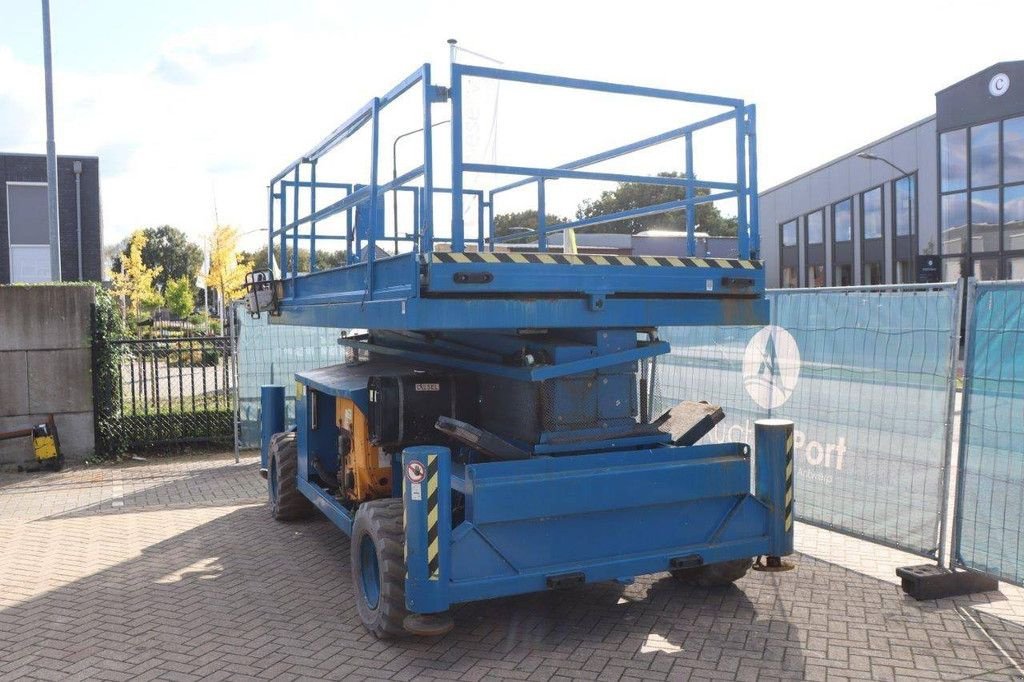 Teleskoparbeitsbühne of the type Holland Lift Q135DL24 4x4, Gebrauchtmaschine in Antwerpen (Picture 4)