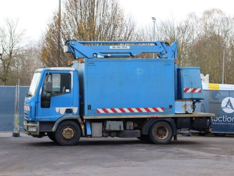 Teleskoparbeitsbühne des Typs Iveco Eurocargo 100E18, Gebrauchtmaschine in Antwerpen