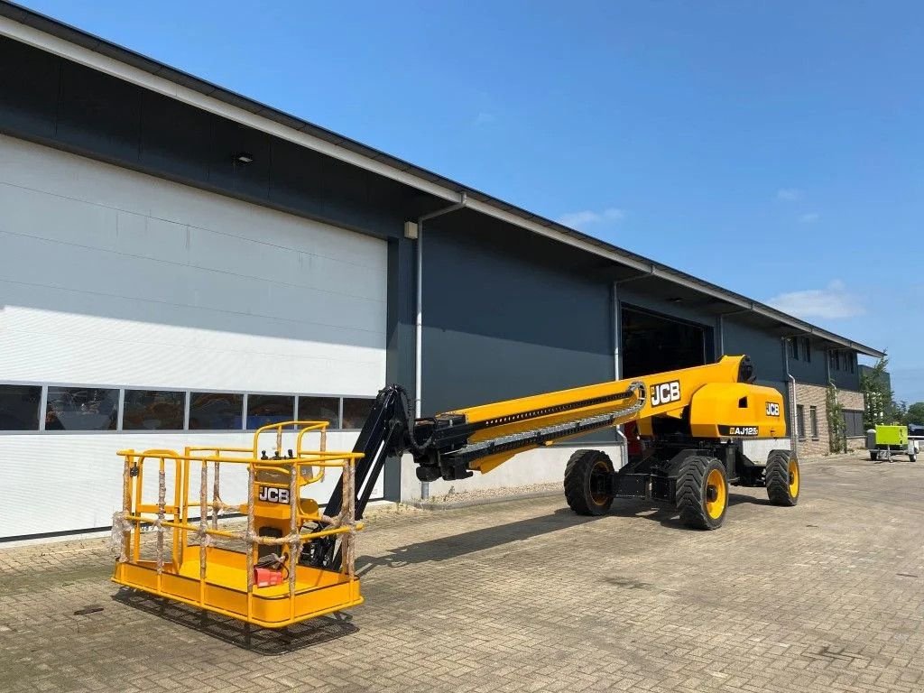 Teleskoparbeitsbühne van het type JCB AJ125D Diesel Telescoop Hoogwerker 40 Meter Werkhoogte as New !, Gebrauchtmaschine in VEEN (Foto 10)