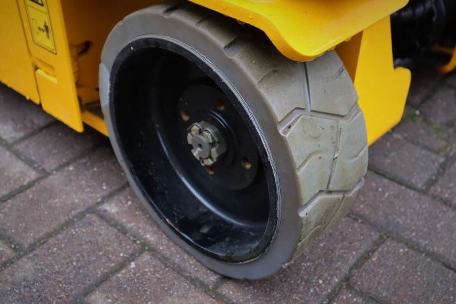 Teleskoparbeitsbühne of the type JCB S1930E Valid inspection, *Guarantee! 8m Working He, Gebrauchtmaschine in Groenlo (Picture 11)