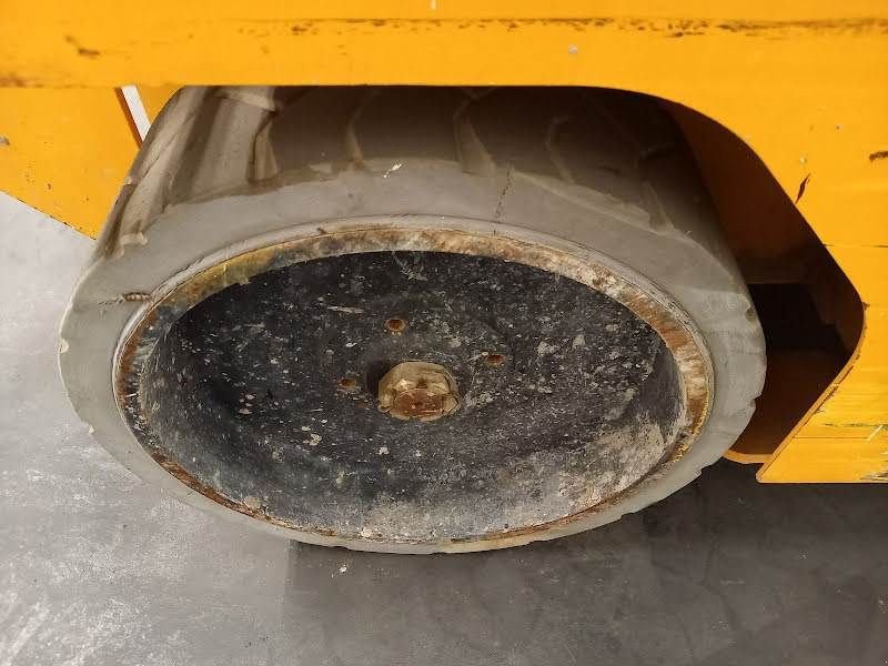 Teleskoparbeitsbühne tip JCB S2032E, Gebrauchtmaschine in Waregem (Poză 11)