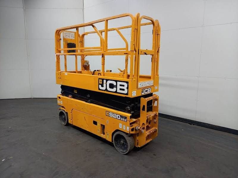 Teleskoparbeitsbühne van het type JCB S2032E, Gebrauchtmaschine in Waregem (Foto 2)