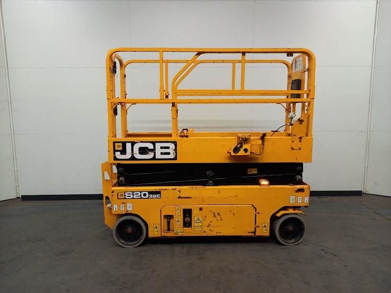 Teleskoparbeitsbühne типа JCB S2032E, Gebrauchtmaschine в Waregem (Фотография 3)