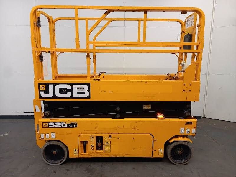 Teleskoparbeitsbühne del tipo JCB S2032E, Gebrauchtmaschine en Waregem (Imagen 2)