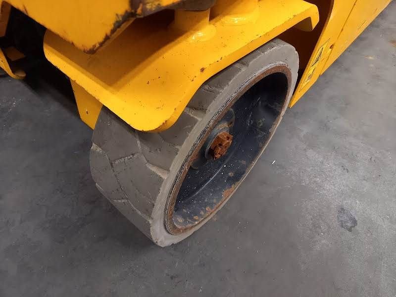 Teleskoparbeitsbühne tip JCB S2032E, Gebrauchtmaschine in Waregem (Poză 10)