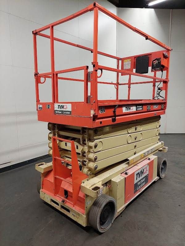 Teleskoparbeitsbühne от тип JLG 10RS, Gebrauchtmaschine в Waregem (Снимка 4)