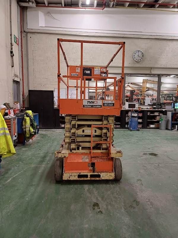 Teleskoparbeitsbühne du type JLG 10RS, Gebrauchtmaschine en Waregem (Photo 3)