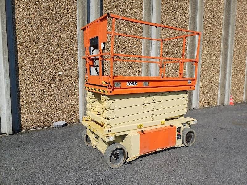 Teleskoparbeitsbühne du type JLG 10RS, Gebrauchtmaschine en Waregem (Photo 2)