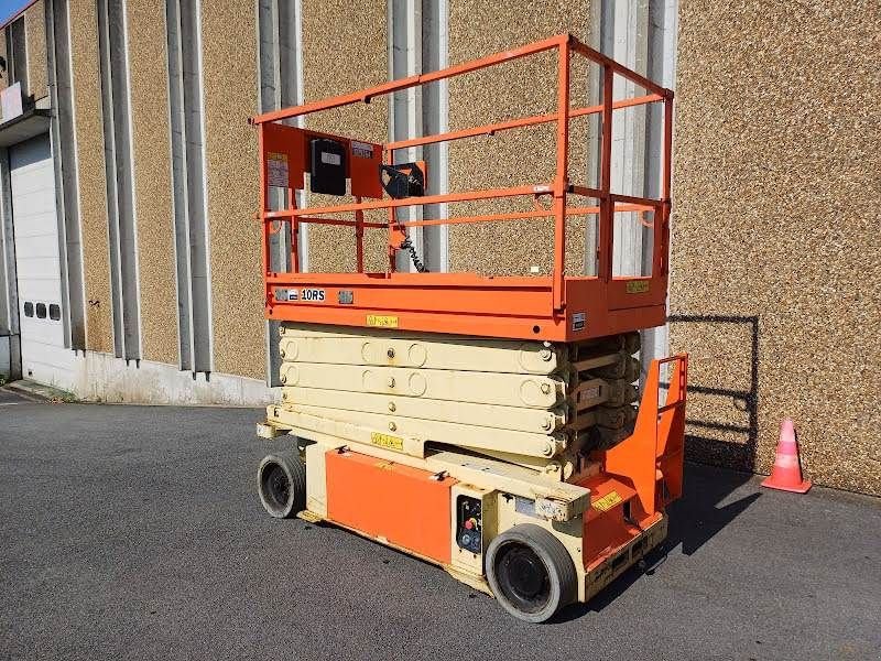 Teleskoparbeitsbühne du type JLG 10RS, Gebrauchtmaschine en Waregem (Photo 3)