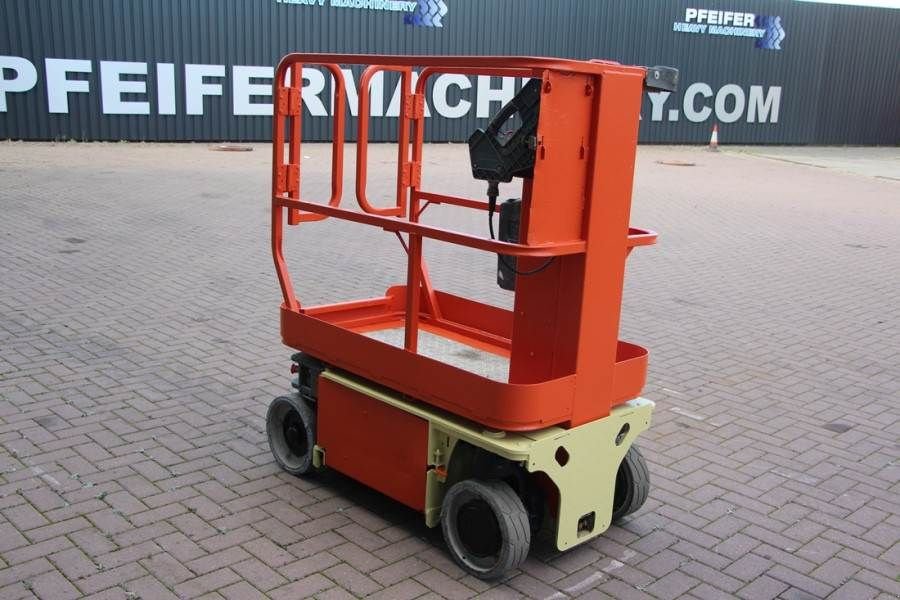 Teleskoparbeitsbühne от тип JLG 1230 ES Electric, 5.6m Working height, Non Marking, Gebrauchtmaschine в Groenlo (Снимка 9)