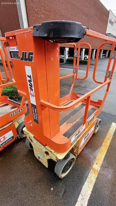 Teleskoparbeitsbühne van het type JLG 1230ES, Gebrauchtmaschine in Waregem (Foto 4)