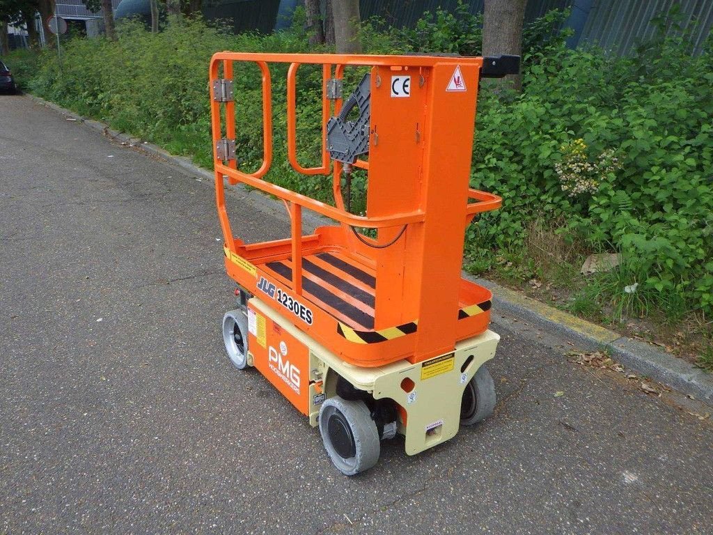 Teleskoparbeitsbühne des Typs JLG 1230ES, Gebrauchtmaschine in Antwerpen (Bild 3)