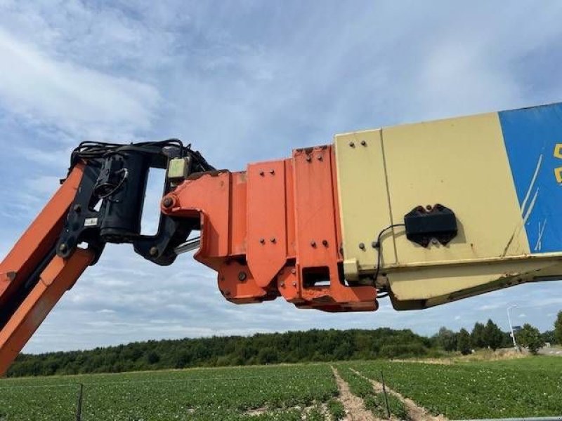 Teleskoparbeitsbühne du type JLG 1350 SJP, Gebrauchtmaschine en Sittard (Photo 8)