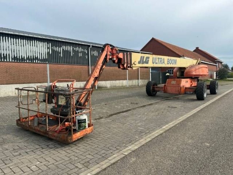 Teleskoparbeitsbühne des Typs JLG 1350 SJP, Gebrauchtmaschine in Roosendaal (Bild 1)