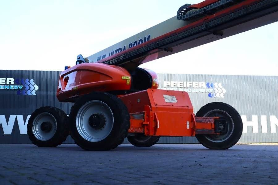 Teleskoparbeitsbühne des Typs JLG 1350SJP Diesel, 4x4 Drive And 4-Wheel Steering, 43, Gebrauchtmaschine in Groenlo (Bild 3)