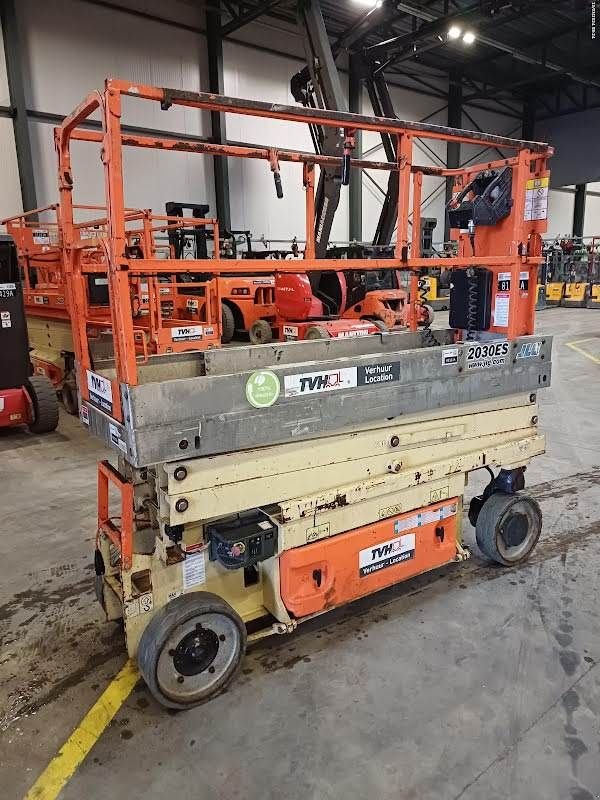 Teleskoparbeitsbühne du type JLG 2030ES, Gebrauchtmaschine en Waregem (Photo 2)