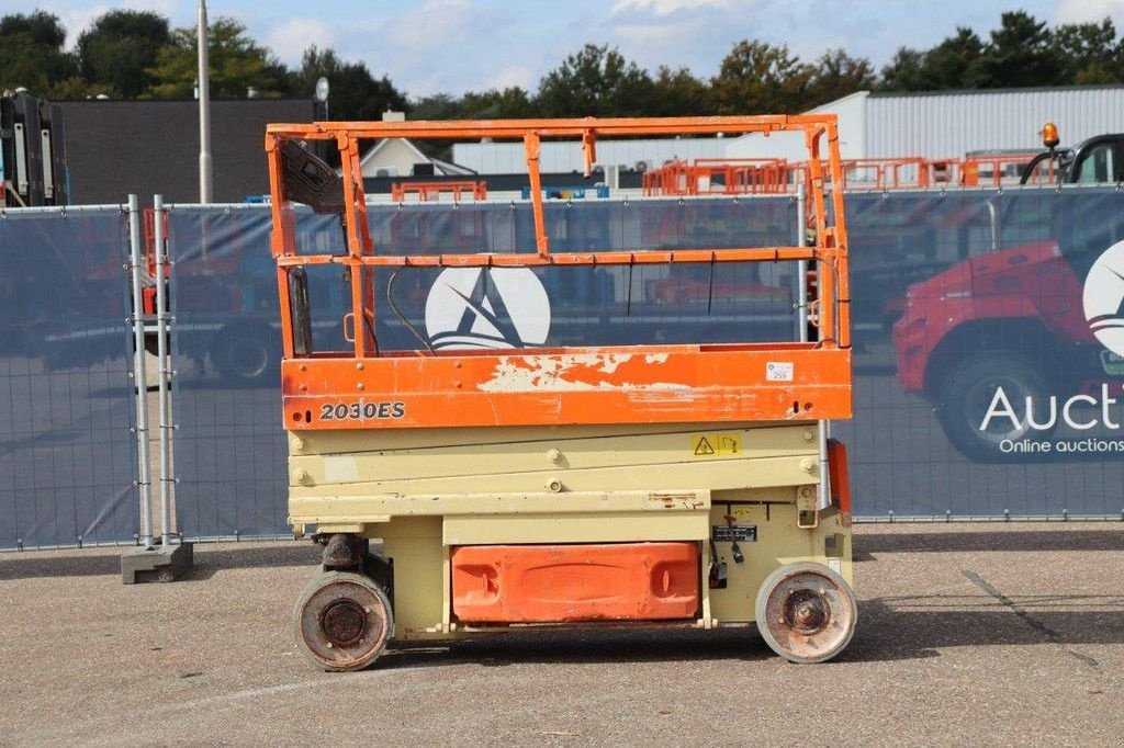 Teleskoparbeitsbühne van het type JLG 2030ES, Gebrauchtmaschine in Antwerpen (Foto 2)