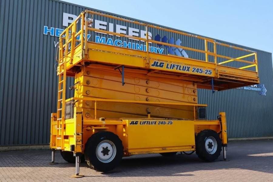 Teleskoparbeitsbühne of the type JLG 245-25 Diesel, 4x4 Drive, 26m Working Height, 750k, Gebrauchtmaschine in Groenlo (Picture 11)