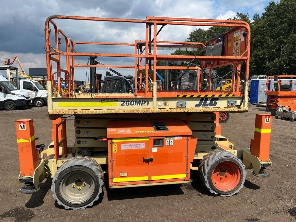 Teleskoparbeitsbühne du type JLG 260 MRT, Gebrauchtmaschine en Antwerpen (Photo 4)