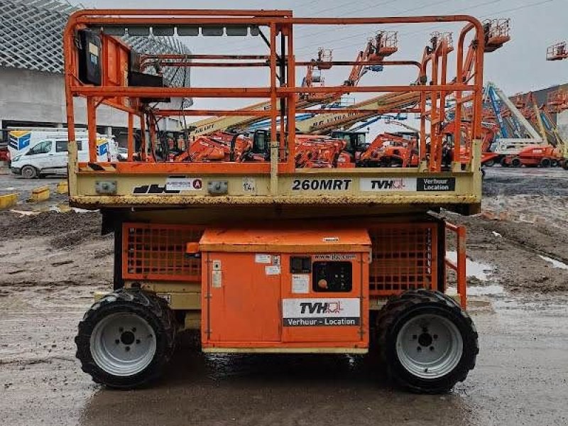 Teleskoparbeitsbühne du type JLG 260MRT, Gebrauchtmaschine en Waregem (Photo 1)