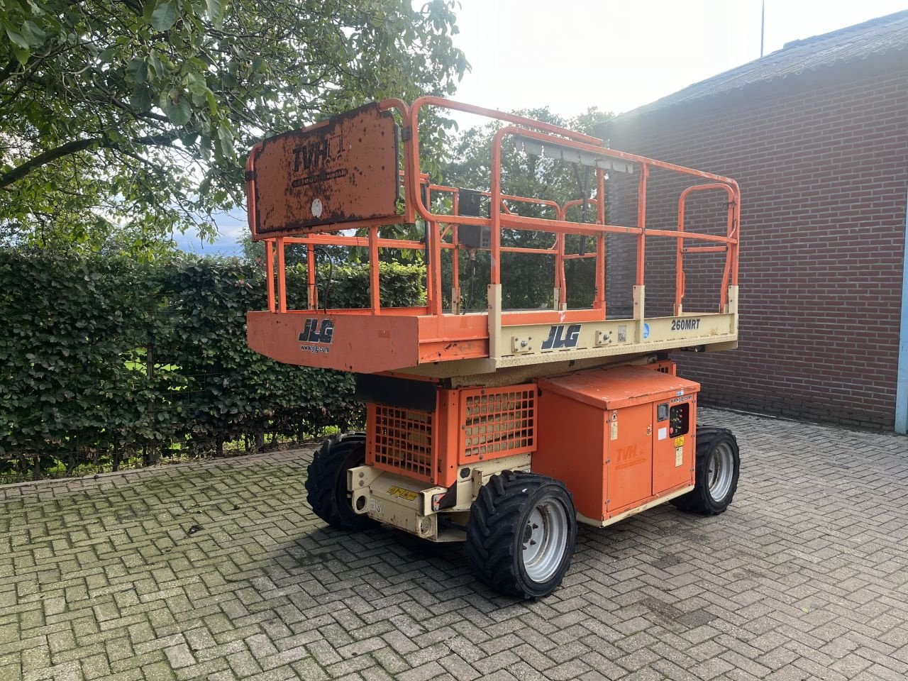 Teleskoparbeitsbühne du type JLG 260MRT, Gebrauchtmaschine en Buggenum (Photo 2)