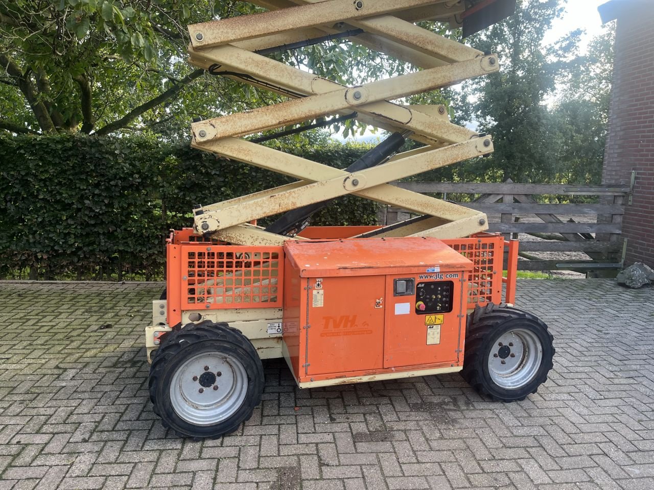 Teleskoparbeitsbühne du type JLG 260MRT, Gebrauchtmaschine en Buggenum (Photo 9)