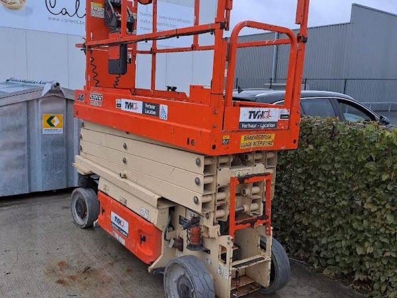 Teleskoparbeitsbühne des Typs JLG 2632ES, Gebrauchtmaschine in Waregem (Bild 1)