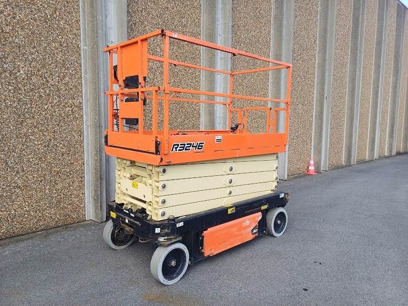 Teleskoparbeitsbühne van het type JLG 3246R, Gebrauchtmaschine in Waregem (Foto 2)