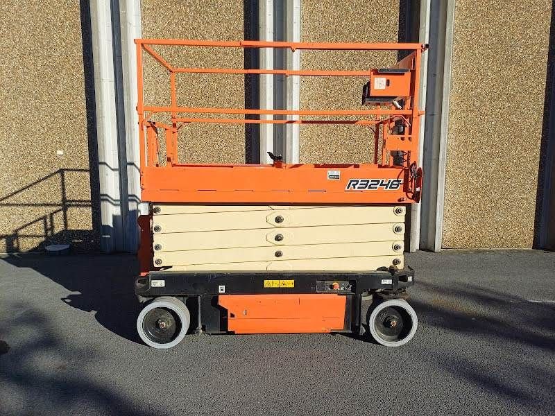 Teleskoparbeitsbühne tip JLG 3246R, Gebrauchtmaschine in Waregem (Poză 1)