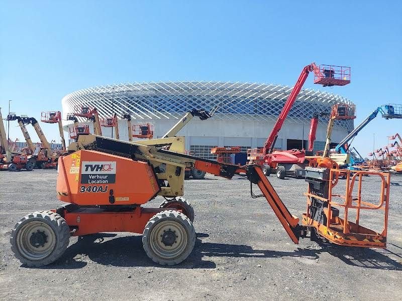 Teleskoparbeitsbühne типа JLG 340AJ, Gebrauchtmaschine в Waregem (Фотография 3)