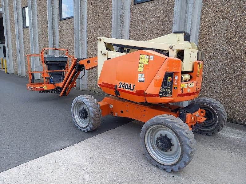 Teleskoparbeitsbühne du type JLG 340AJ, Gebrauchtmaschine en Waregem (Photo 2)