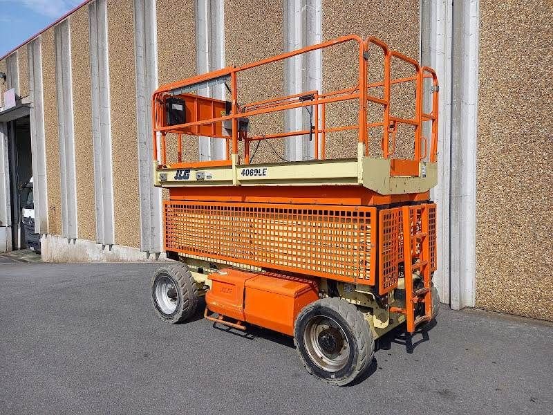 Teleskoparbeitsbühne del tipo JLG 4069LE, Gebrauchtmaschine en Waregem (Imagen 2)