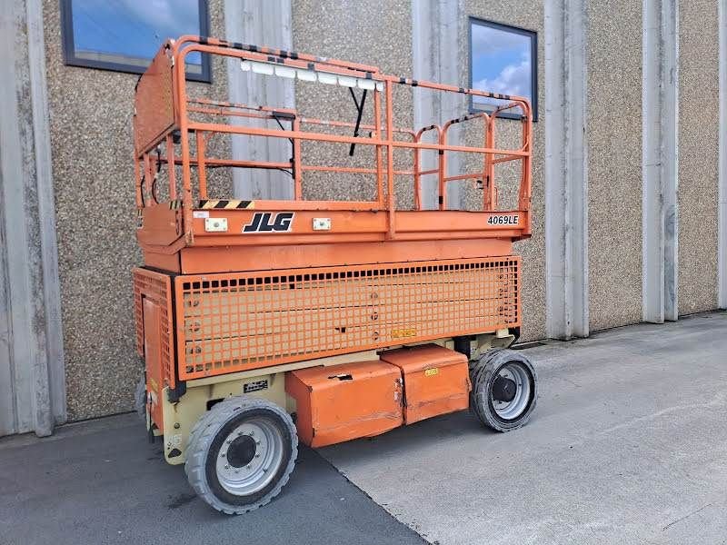 Teleskoparbeitsbühne du type JLG 4069LE, Gebrauchtmaschine en Waregem (Photo 1)