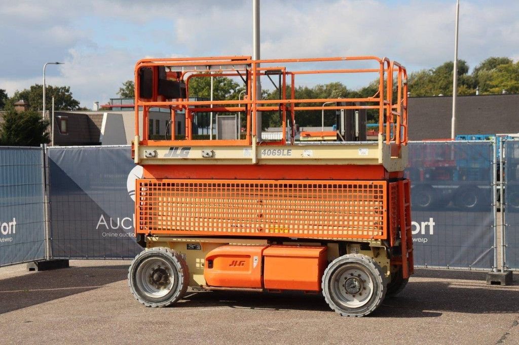 Teleskoparbeitsbühne of the type JLG 4069LE, Gebrauchtmaschine in Antwerpen (Picture 3)