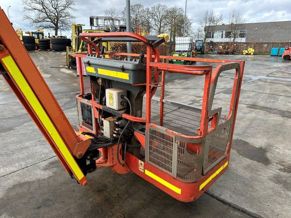 Teleskoparbeitsbühne du type JLG 450AJ, Gebrauchtmaschine en Antwerpen (Photo 10)