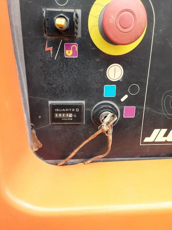 Teleskoparbeitsbühne del tipo JLG 600AJ, Gebrauchtmaschine In Waregem (Immagine 11)