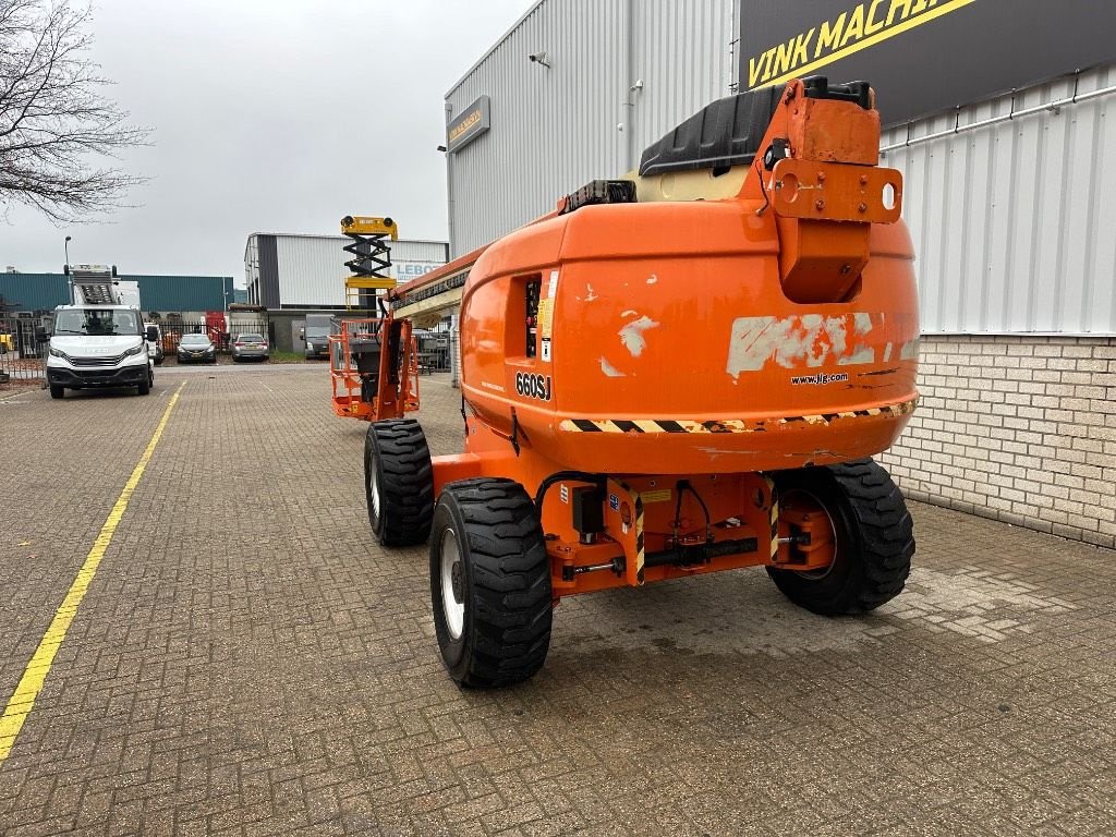 Teleskoparbeitsbühne des Typs JLG 660 SJ, Gebrauchtmaschine in WIJCHEN (Bild 11)