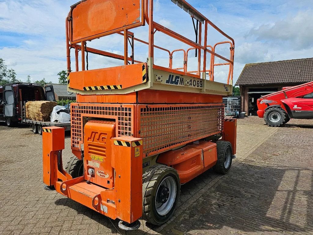 Teleskoparbeitsbühne of the type JLG 675 uur 14 m schaarlift hoogwerker bi energie 4 wd, Gebrauchtmaschine in Scherpenzeel (Picture 4)