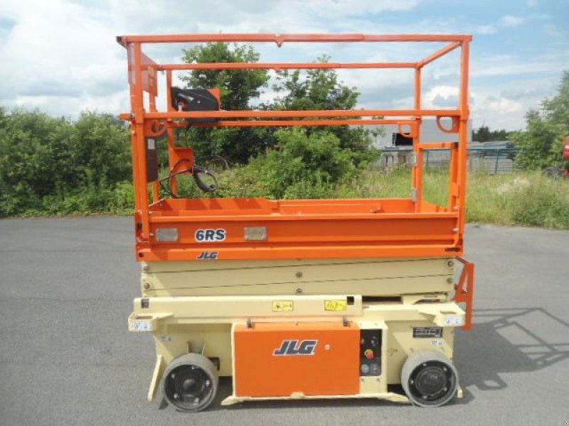 Teleskoparbeitsbühne от тип JLG 6RS 7800 mm. schaarhoogwerker, Gebrauchtmaschine в Leeuwarden (Снимка 1)