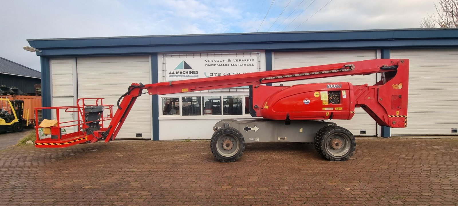 Teleskoparbeitsbühne of the type JLG 800 AJ, Gebrauchtmaschine in Papendrecht (Picture 1)