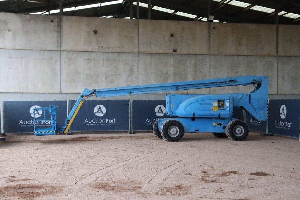 Teleskoparbeitsbühne van het type JLG 800A, Gebrauchtmaschine in Antwerpen (Foto 2)